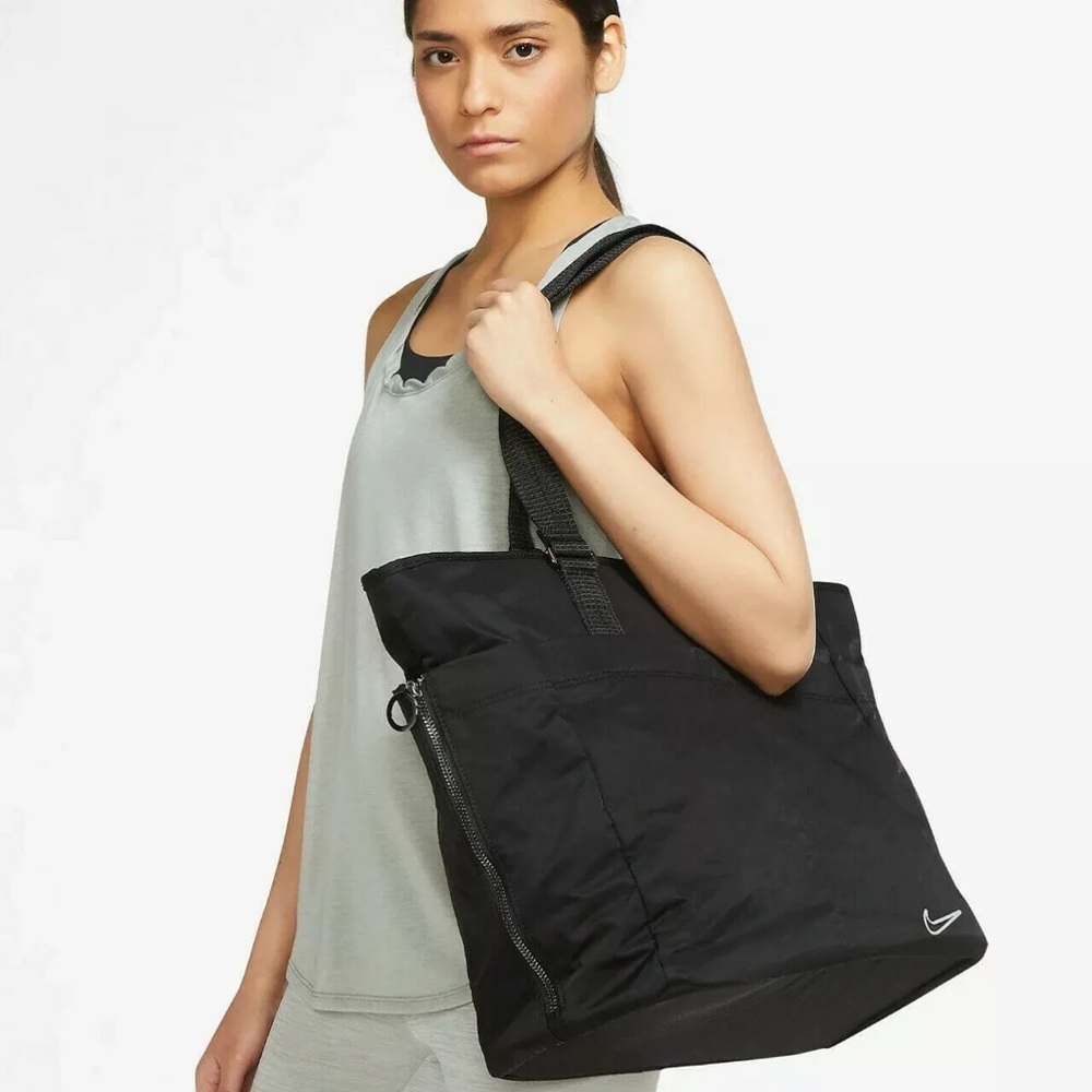 Women's Nike One Luxe Black Training and Yoga Bag 32 Liters